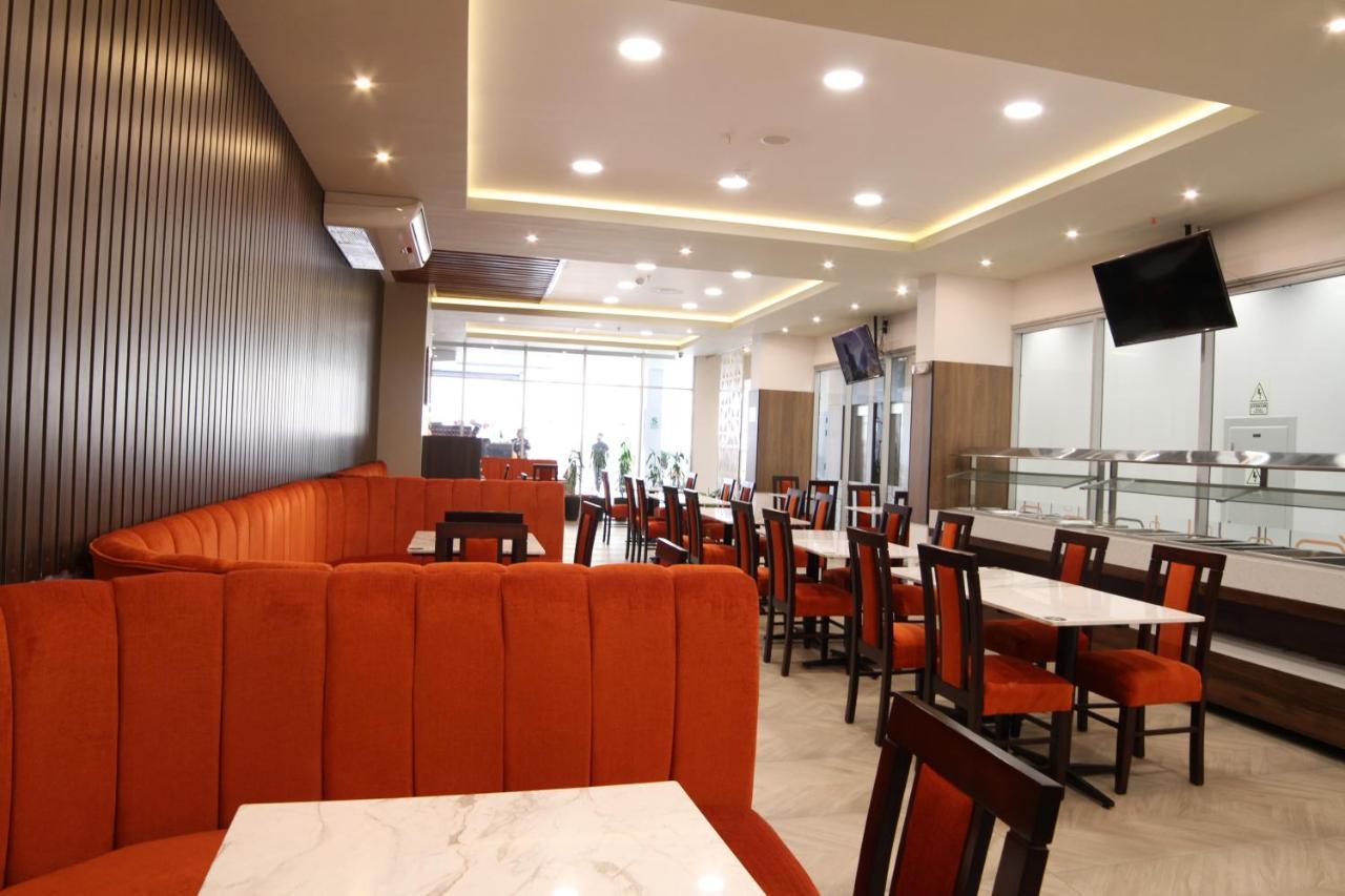 Sm Hotel Plus Лима Екстериор снимка