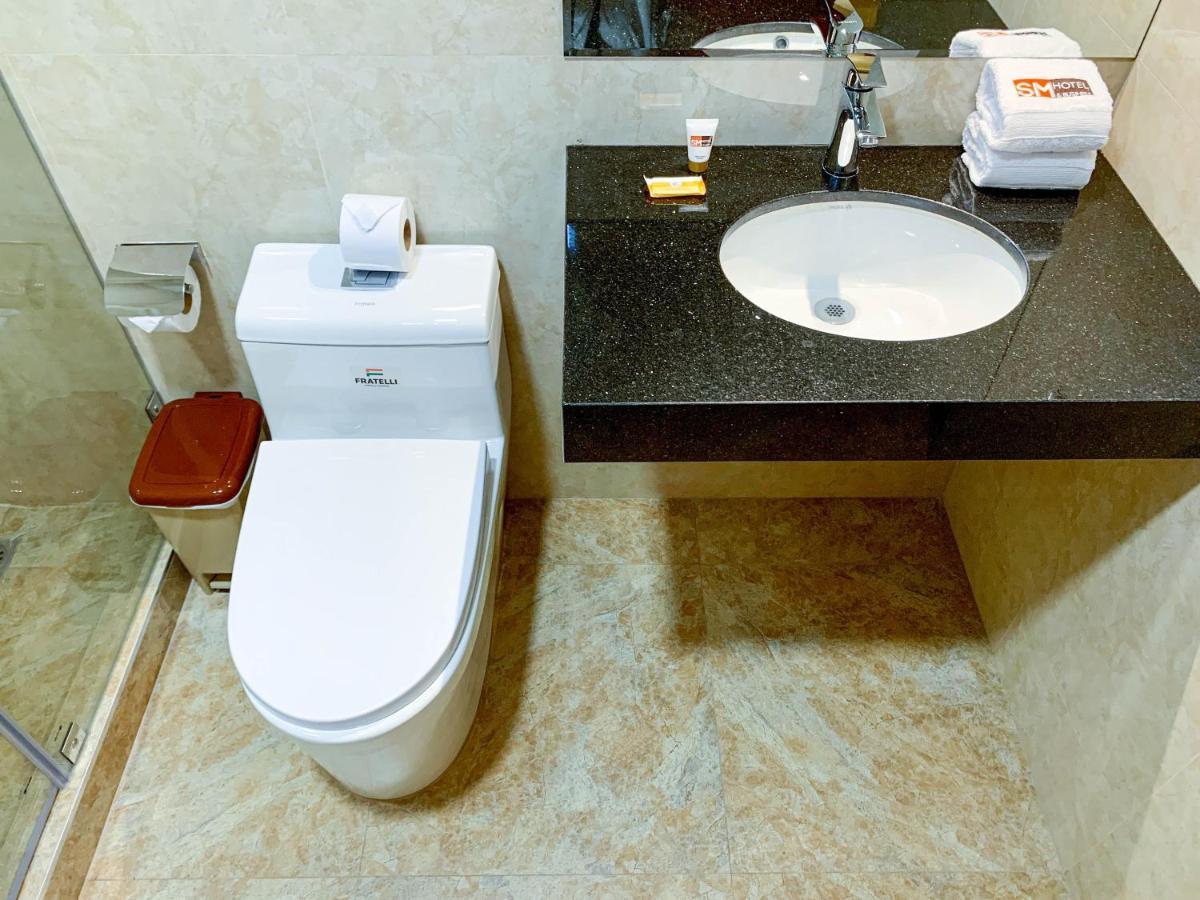 Sm Hotel Plus Лима Екстериор снимка