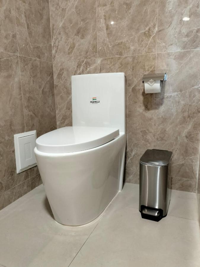 Sm Hotel Plus Лима Екстериор снимка