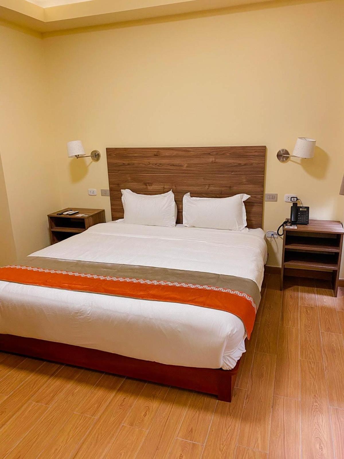 Sm Hotel Plus Лима Екстериор снимка