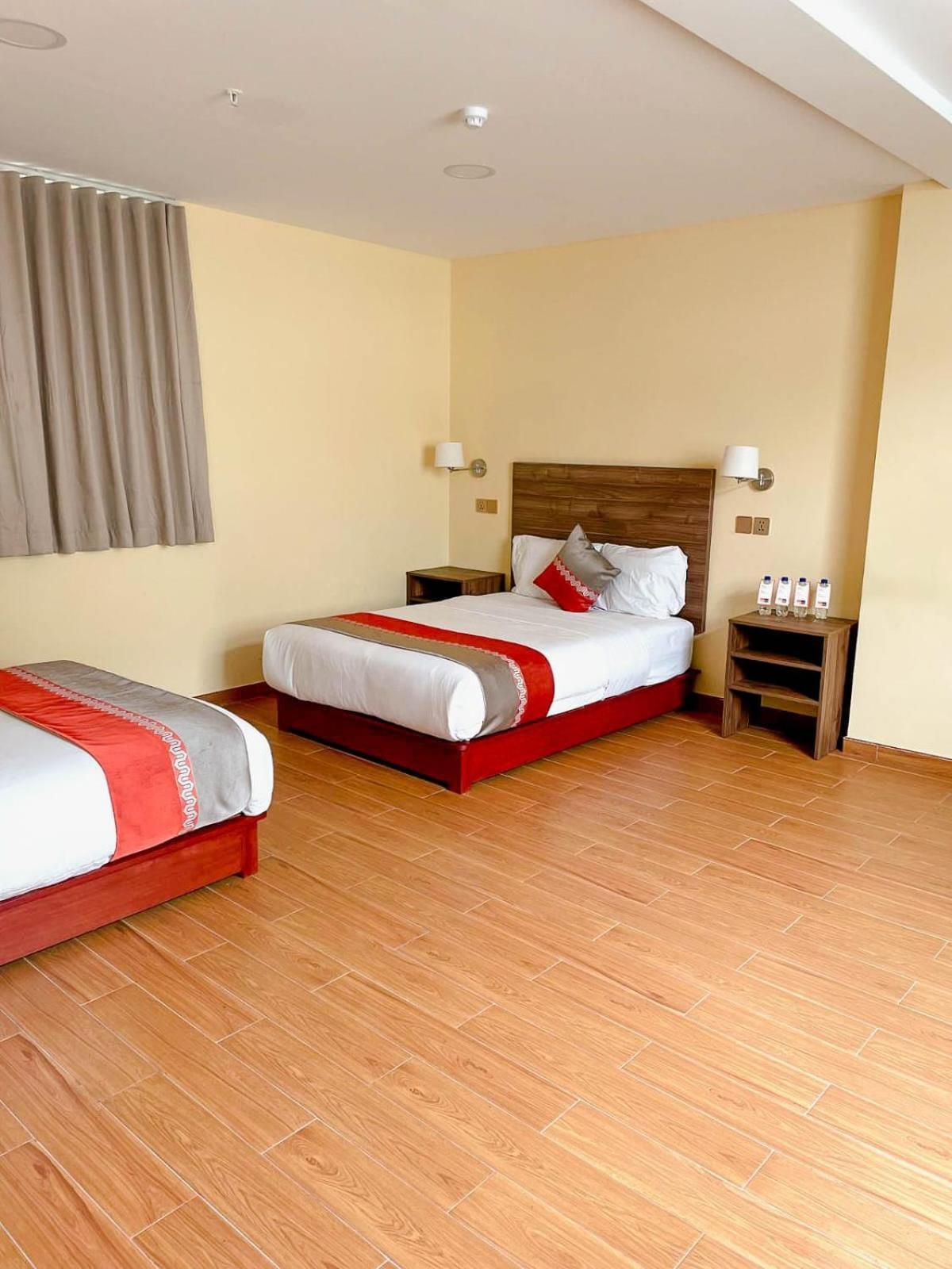Sm Hotel Plus Лима Екстериор снимка