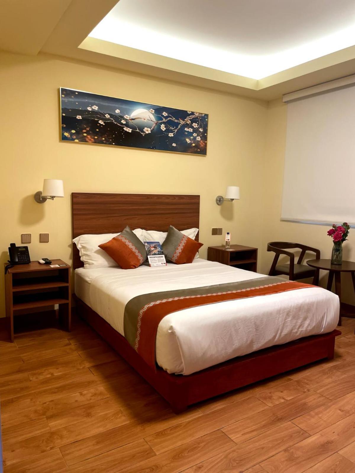 Sm Hotel Plus Лима Екстериор снимка